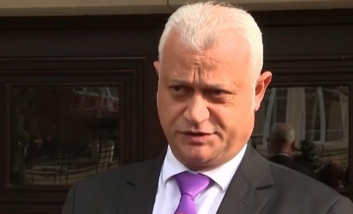 Дечев: Няма да се меся в разследването на "Петрохан" и "Околчица"