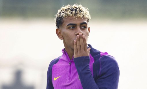 Ламин Ямал и певицата Ники Никол се разделиха