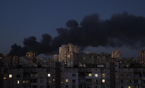 Украйна заяви, че е поразила главната петролна помпена станция на Москва