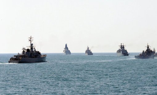 В Персийския залив заради войната са блокирани 20 хиляди моряци