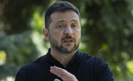 Зеленски: СБУ участва в разследването на убийството на Парубий