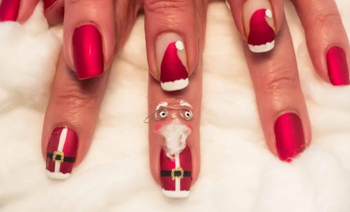 Тенденции при маникюрите за Коледа