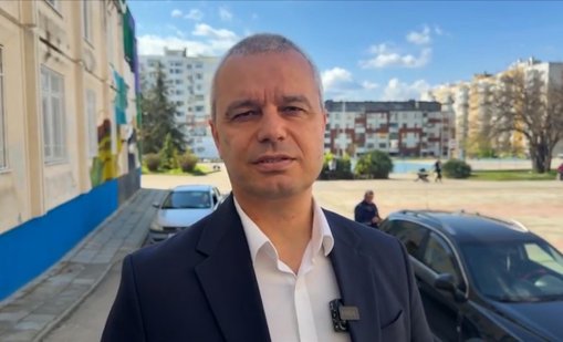 Костадинов даде гласа си за независима България, радват го опашките