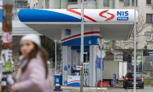 Сръбската компания НИС продава бензиностанциите си в България