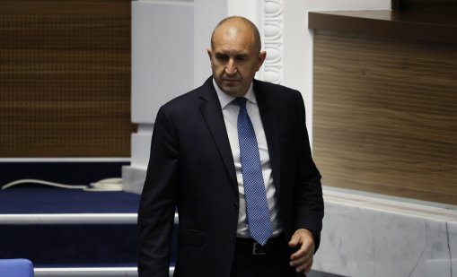 Първият тест за Радев и "Прогресивна България" е парадът в Москва