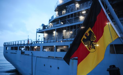 На мъжете в Германия под 45 г. им трябва одобрение от властите за по-дълъг престой в чужбина