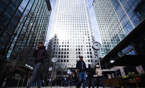 Глобалните амбиции за еврото и юана ускоряват спада на долара