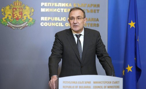 Близо 25 млн. лв. осигурява правителството в оставка за услугата "Топъл обяд" 