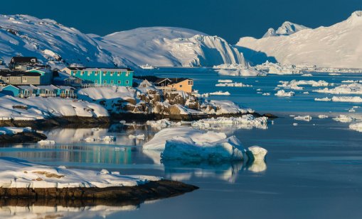 Гренландия: Климатът топи леда, геополитиката &ndash; правилата