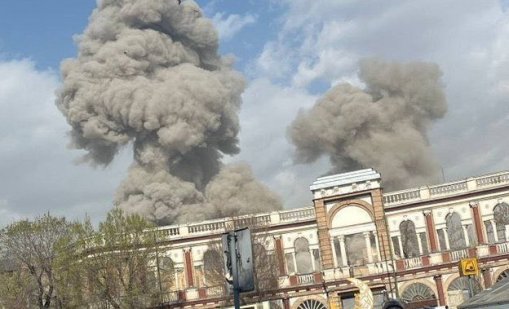 Започна се: Бомби от Израел и САЩ заваляха над Иран ВИДЕО