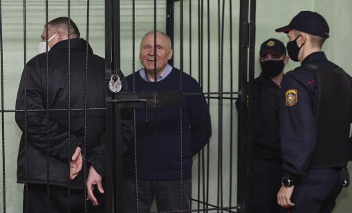 Беларуският опозиционер Николай Статкевич отново е върнат в затвора