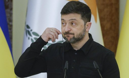 Украйна потвърди: Неизвестни дронове са преследвали самолета на Зеленски 