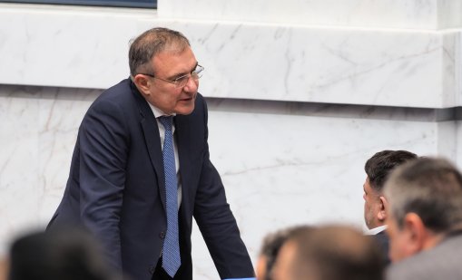 Кризата в БСП: Гуцанов поиска оставката на Крум Зарков