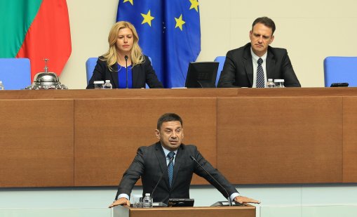 Парламентът започна новата сесия със спорове за &bdquo;Боташ&ldquo;, &bdquo;Лукойл&ldquo; и взрива край Трявна
