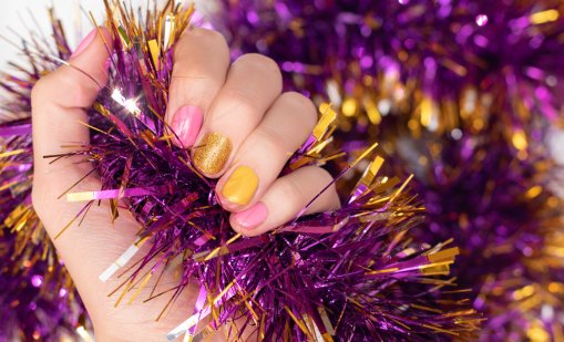 Тенденции при маникюрите за новогодишната нощ