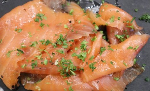 Рецептата Dnes: Вкусно предястие с пушена сьомга