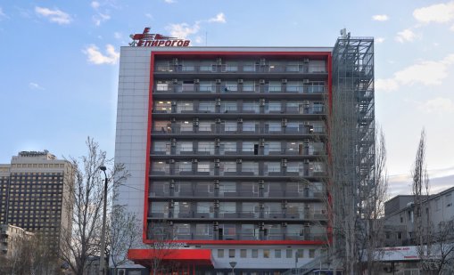 Младежът от Благоевград, паднал от балкона след парти, е извън реанимация