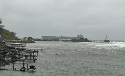 МОСВ предприе спешен мониторинг на морските води заради танкера "Кайрос"