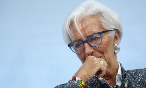 Лагард: Еврозоната премахва рискове в България, парите в брой няма да изчезнат