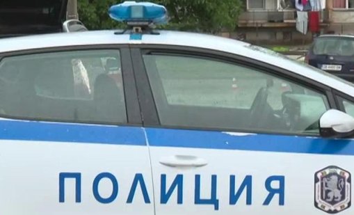 Автовоз и микробус се удариха на Подбалканския път