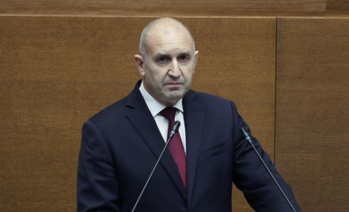 Радев отсече: Пари в хазната няма, сравни думи на Борисов с пантерата от Шумен
