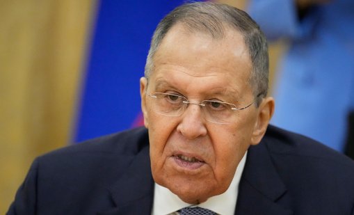 Лавров: Зеленски мисли само за собственото си оцеляване