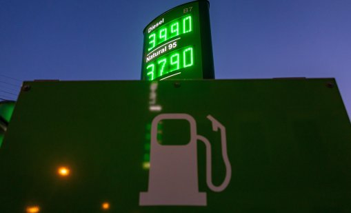 Напрежение на европейските граници - петролни туристи източват бензиностанциите на съседите си