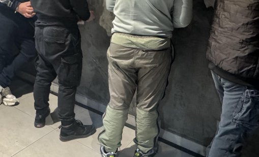 Съдът остави в ареста 7 души от престъпната група за бързи кредити