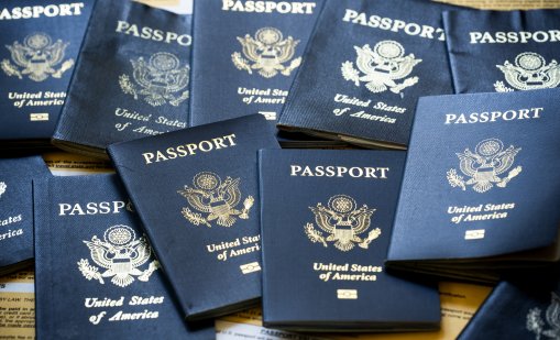  САЩ ще издадат паспорти с образа на Тръмп