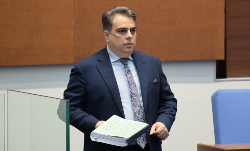 Асен Василев: Протестът ще бъде мирен, но ще се блокира парламентът