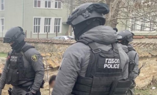 Акция на ГДБОП и ДАНС, претърсиха дома на действащ депутат