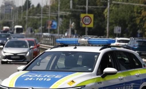 61-годишен загина след удар в мантинела край Нови пазар