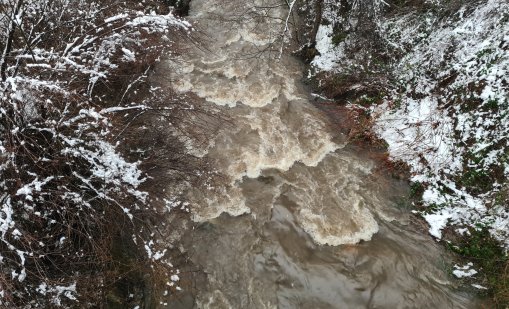 Опасност от преливане на Черни Лом край три русенска села