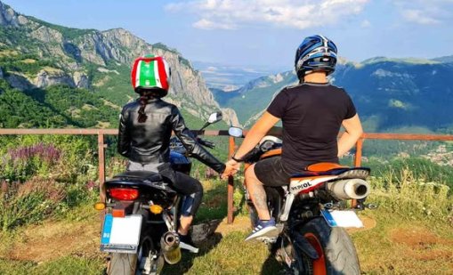 Тежка катастрофа с мотор на Е-79 между Мездра и Ботевград, търсят кръв за пострадалата 