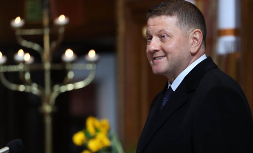 Залужни с нова критика към президента Зеленски 