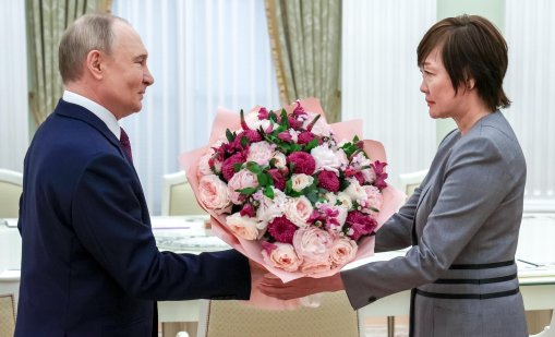 Путин се срещна с вдовицата на Шиндзо Абе