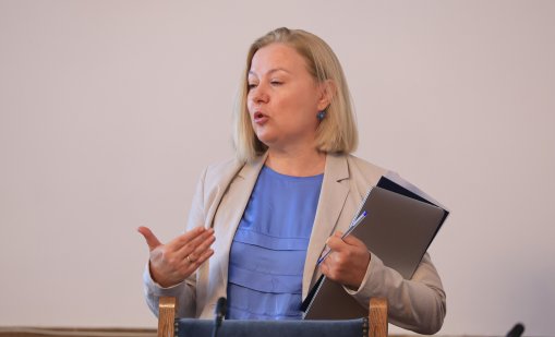 ДБ: Трябва да сме в центъра на европейските решения, не встрани от тях