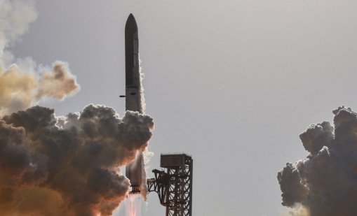 Без SpaceX и Blue Origin на космическата среща в Париж