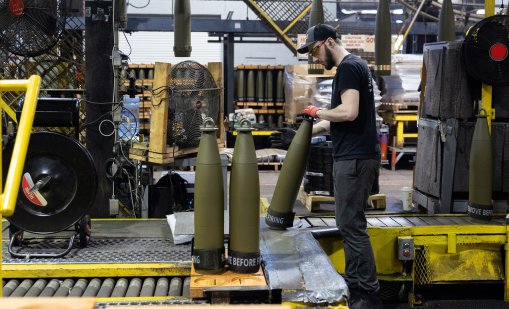 Германия трансформира индустрията си от коли към отбраната