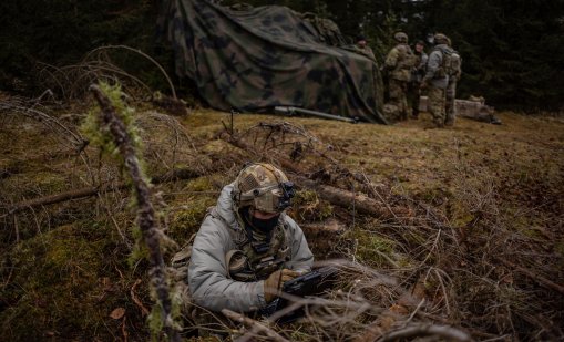 Младите гърци вече няма да могат да се укриват от военна служба