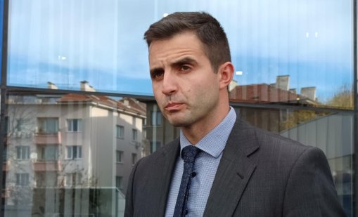 За камерите в АГ кабинети: IP адресите, от които са качени клиповете, са в чужбина