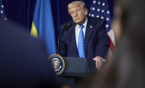 Тръмп: САЩ ще се притекат на помощ, ако Иран убива протестиращи