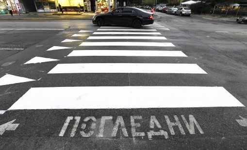 Блъснаха 75-годишен на пешеходна на бул. “Черни връх” в София