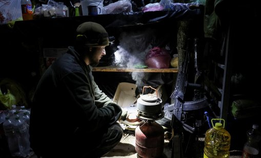 Украйна и съюзниците ѝ предупреждават САЩ да не бързат с мира с Русия