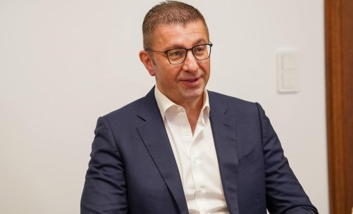 Мицкоски не знае какво да очаква от срещата Силяновска-Йотова