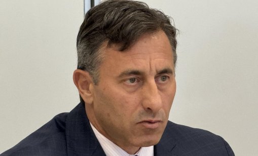 Неговото име е... Номинираха Румен Спецов за особен управител на "Лукойл"