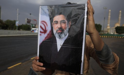 Новият върховен лидер на Иран е измамил смъртта за секунди