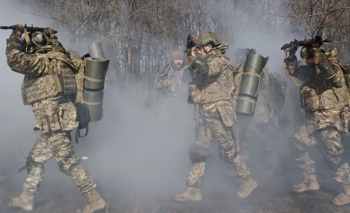 Русия е уверена, че може да спечели войната в Украйна, но има рискове от сблъсък с НАТО