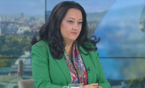 Павлова: Еврото е голяма възможност за България, но не е магическа пръчка