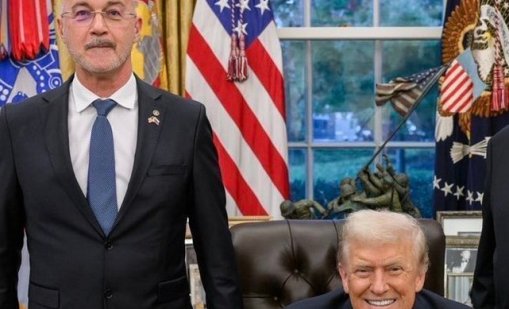 Шефът на словенското разузнаване се срещна с Тръмп, присъства и бащата на Мелания